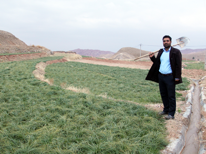 کشاورز کشمونی