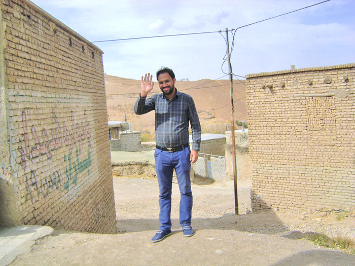 زعفران کشاورز
